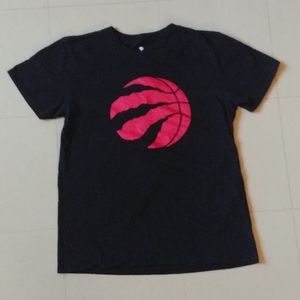 Toronto Raptors Kyle Lowry Fanatics Name & Number T-Shirt